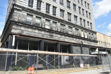 Sinclair Building targeted for 'public nuisance' designation
